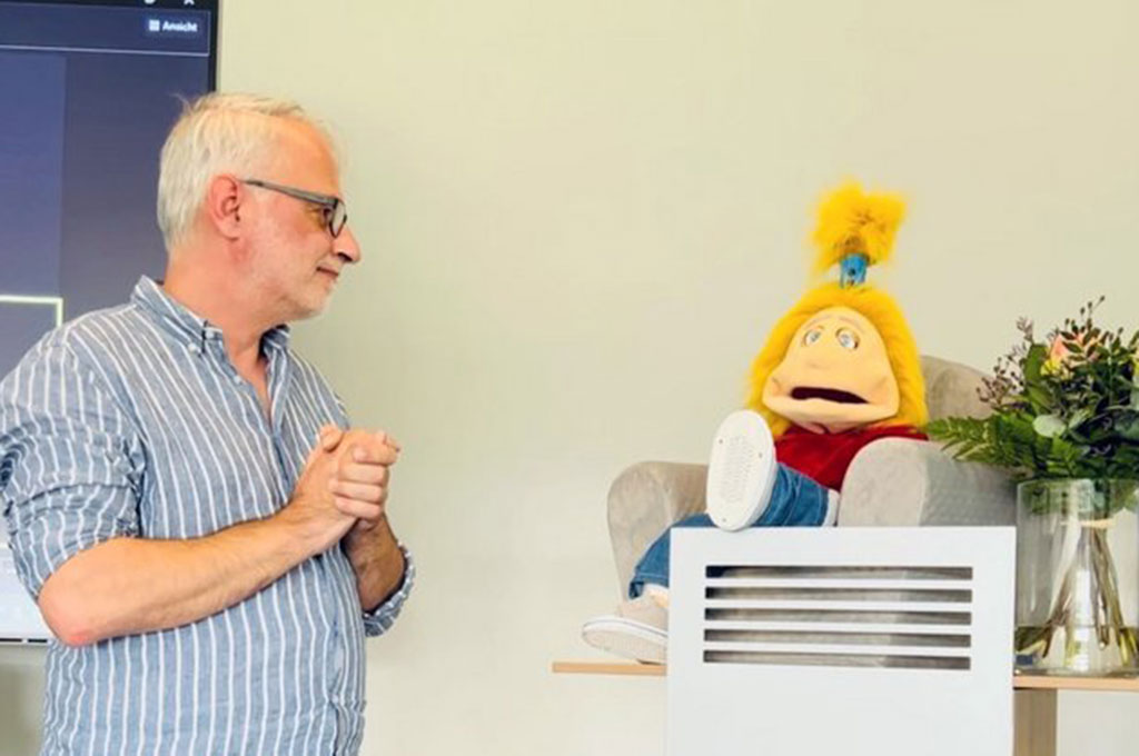 280823_HS-Gesundheit_Roboterbegleitung-in-der-häusl.-Pflege_HS-Gesundheit